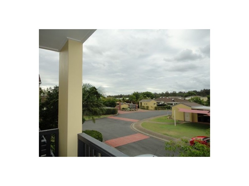 Sinnamon Park QLD 4073