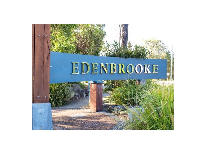 Seventeen Mile Rocks QLD 4073