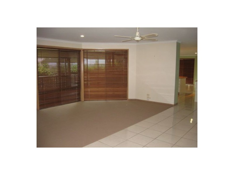 Sinnamon Park QLD 4073