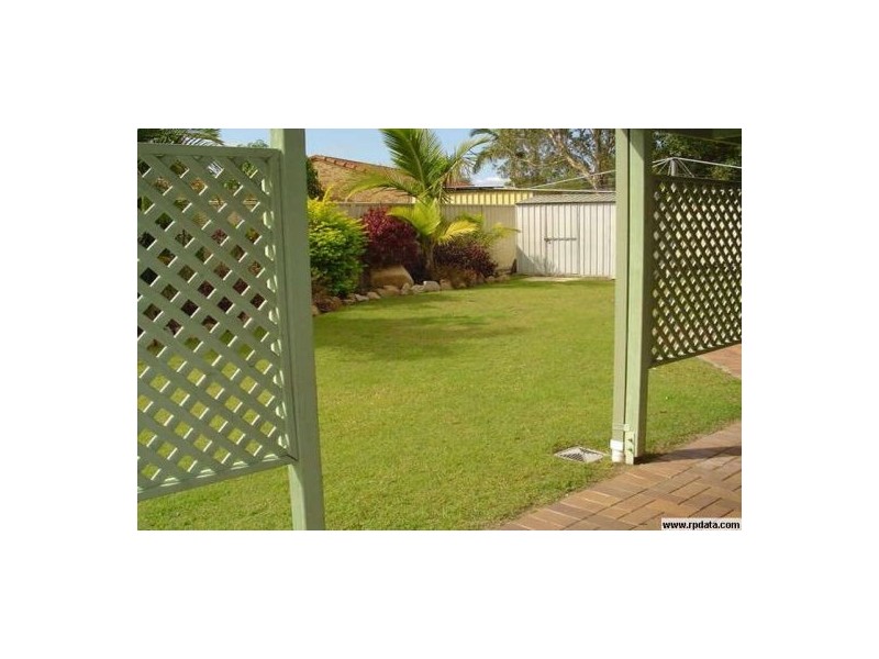 4 Solo Place, Jamboree Heights QLD 4074