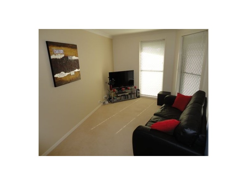 Mount Ommaney QLD 4074