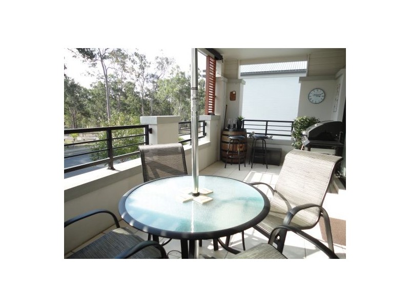 Mount Ommaney QLD 4074