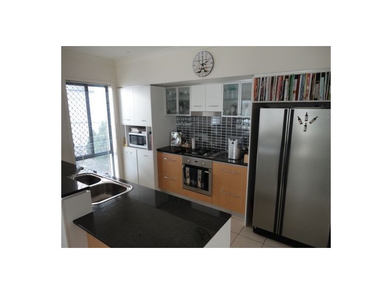 Mount Ommaney QLD 4074