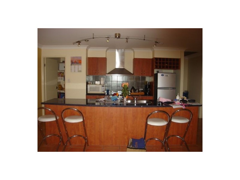 Seventeen Mile Rocks QLD 4073