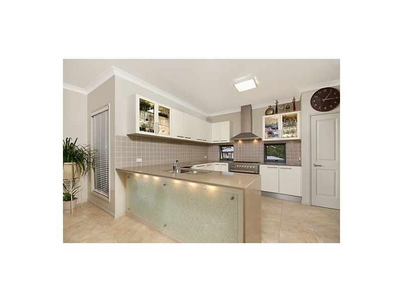 Seventeen Mile Rocks QLD 4073