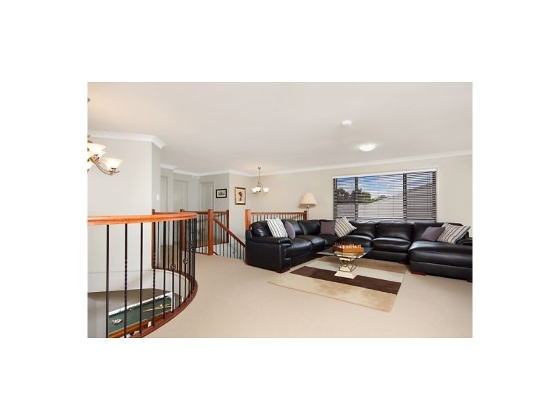 Seventeen Mile Rocks QLD 4073