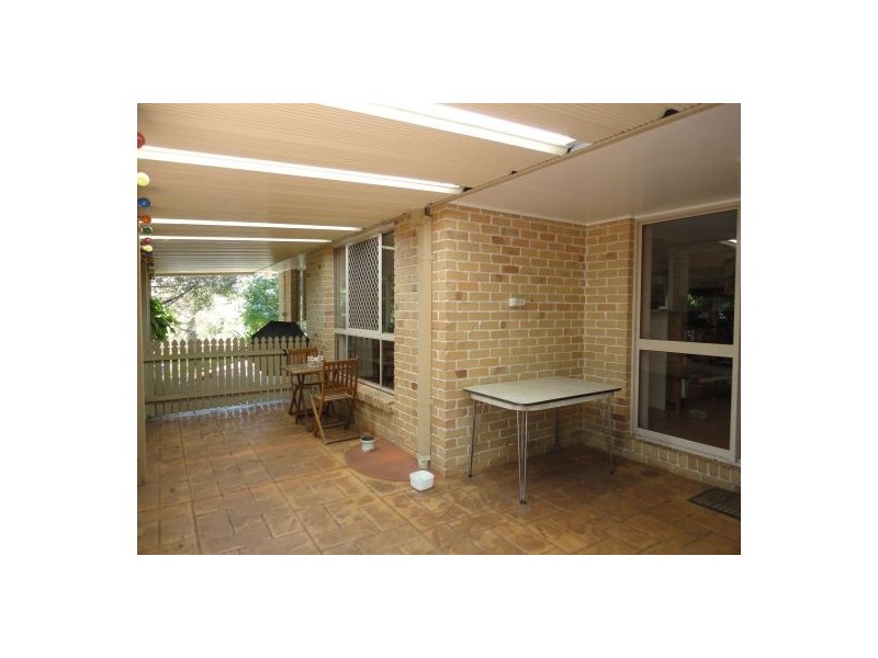 16 Kaleena Street, Middle Park QLD 4074