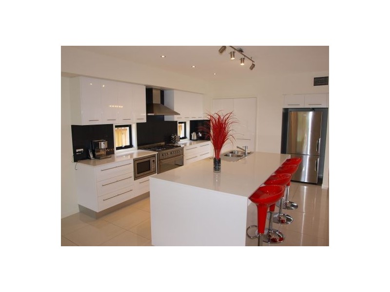 Sinnamon Park QLD 4073