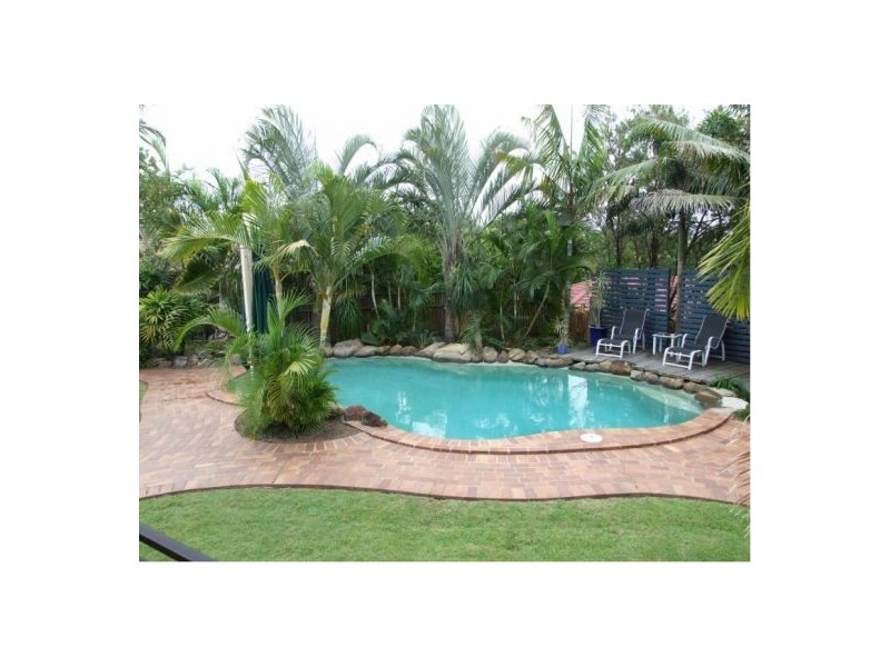 12 Aleida Street, Sinnamon Park QLD 4073