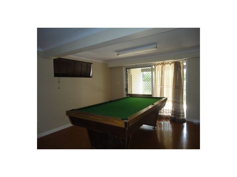 Jindalee QLD 4074
