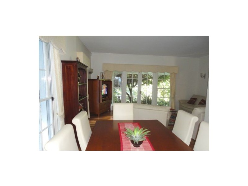 Mount Ommaney QLD 4074