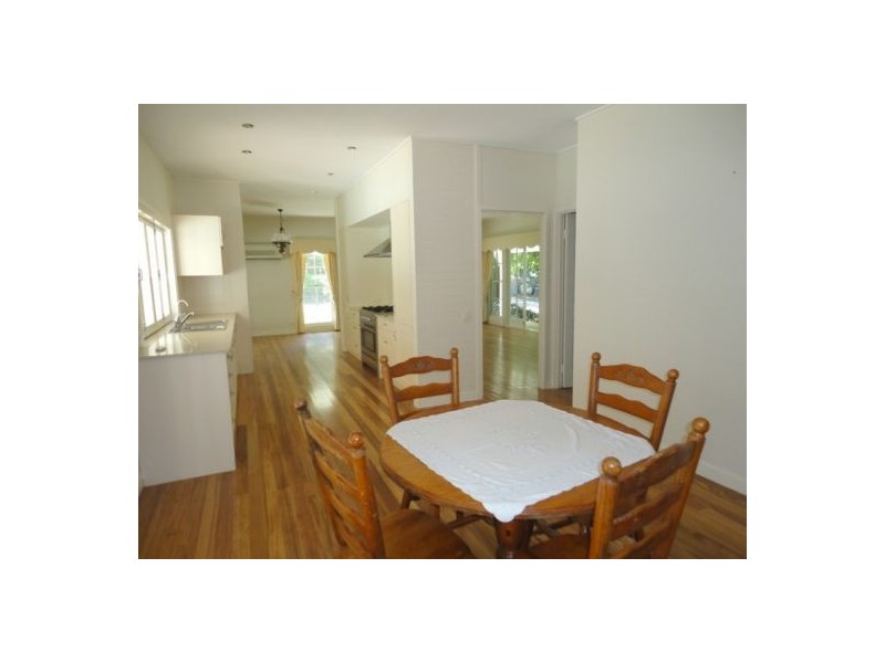 Mount Ommaney QLD 4074