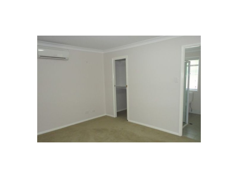 Mount Ommaney QLD 4074