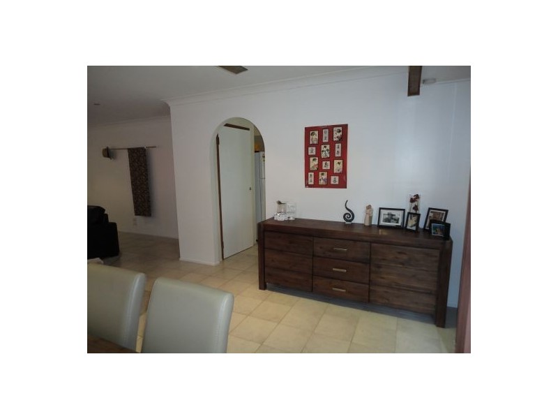 40  Paluna Street, Riverhills QLD 4074