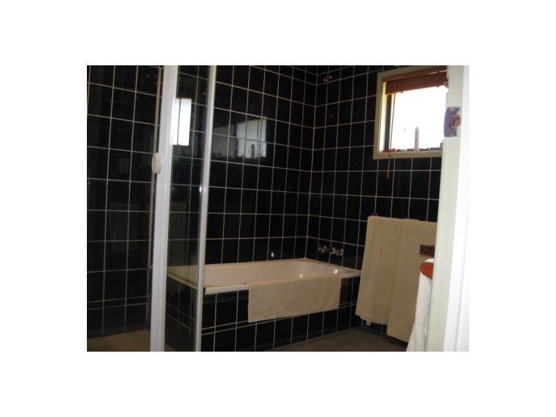 15  Tabor Street, Westlake QLD 4074