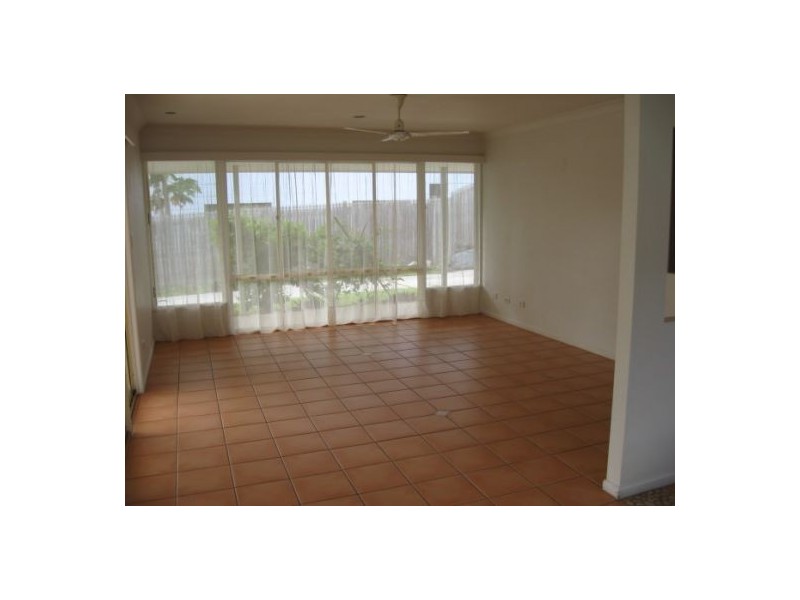 8 Brownie Street, Jamboree Heights QLD 4074