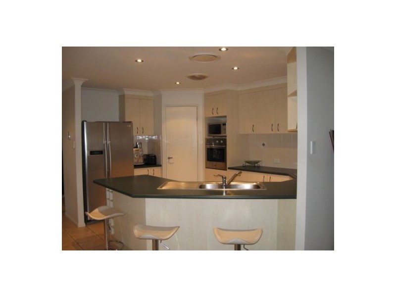 6  Jacksonia Drive, Sinnamon Park QLD 4073