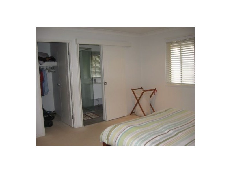 6  Jacksonia Drive, Sinnamon Park QLD 4073