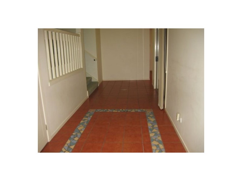 Mount Ommaney QLD 4074