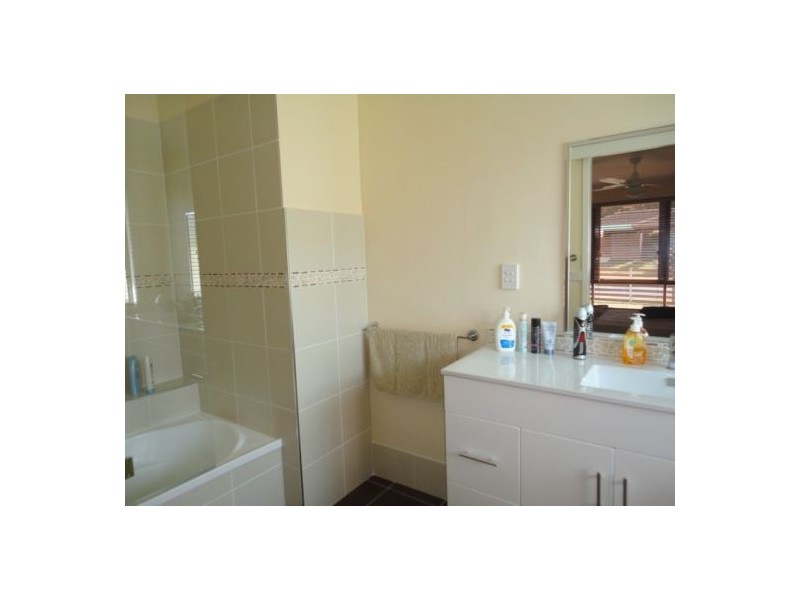Middle Park QLD 4074