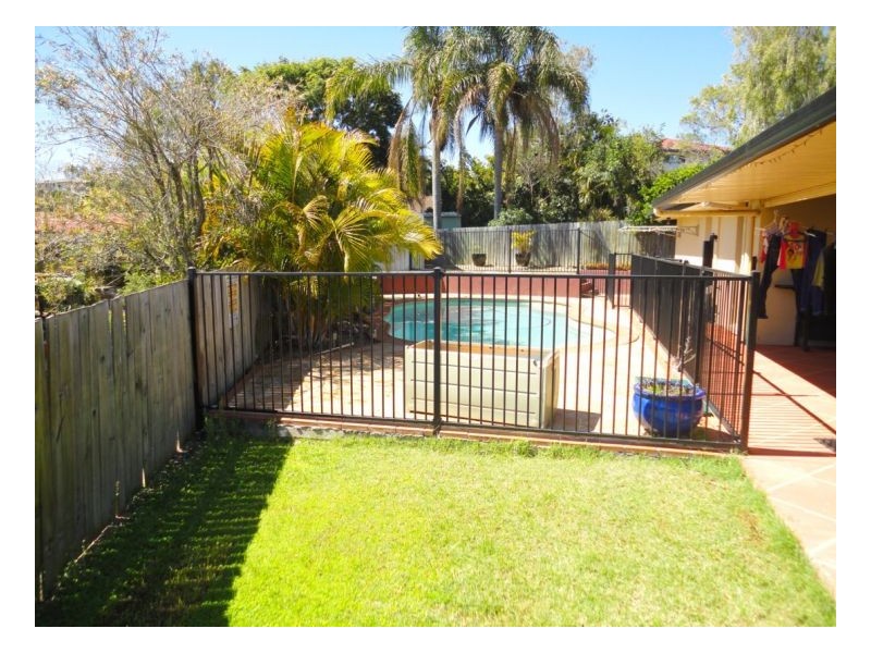 Sinnamon Park QLD 4073