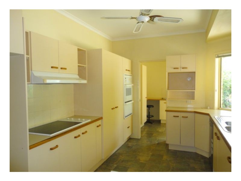 Mount Ommaney QLD 4074