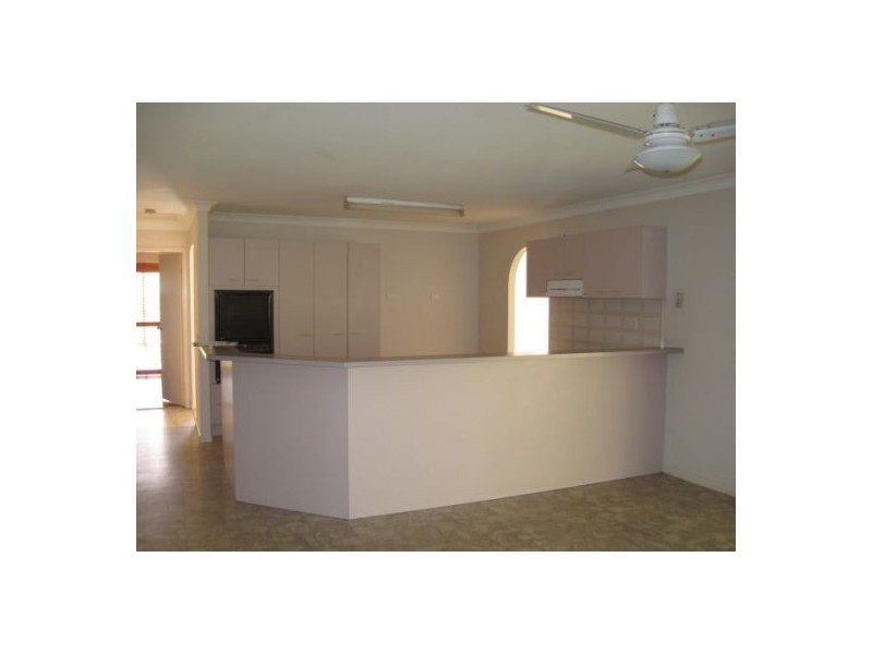 7 Kauri Place, Seventeen Mile Rocks QLD 4073