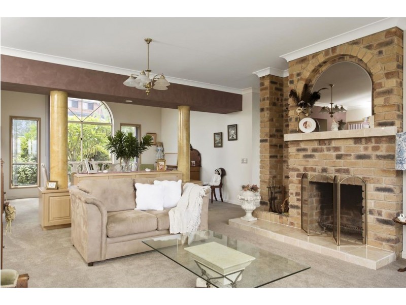 Mount Ommaney QLD 4074