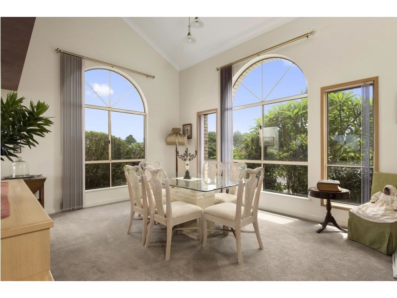 Mount Ommaney QLD 4074