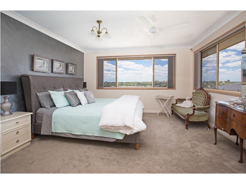 Mount Ommaney QLD 4074