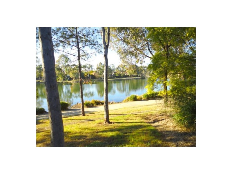 19 Alexandrina Cct, Forest Lake QLD 4078