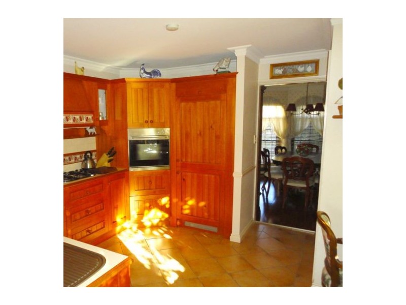 19 Alexandrina Cct, Forest Lake QLD 4078