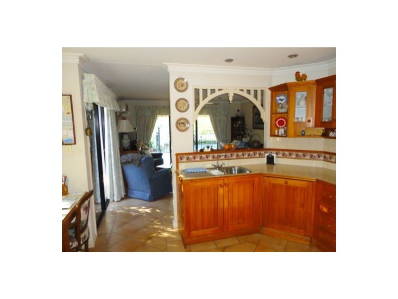 19 Alexandrina Cct, Forest Lake QLD 4078