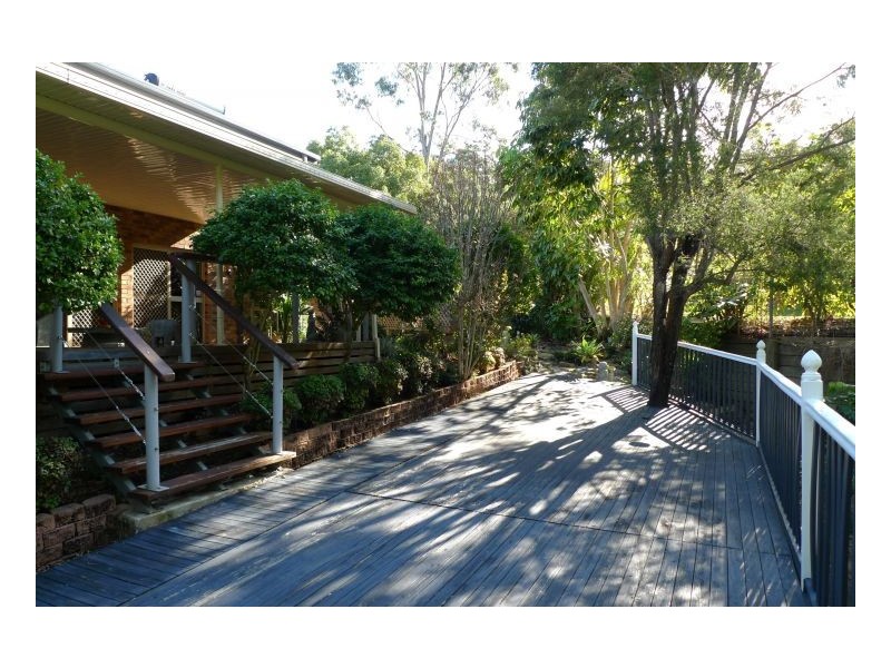 Mount Ommaney QLD 4074