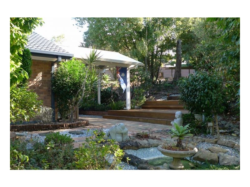 Mount Ommaney QLD 4074