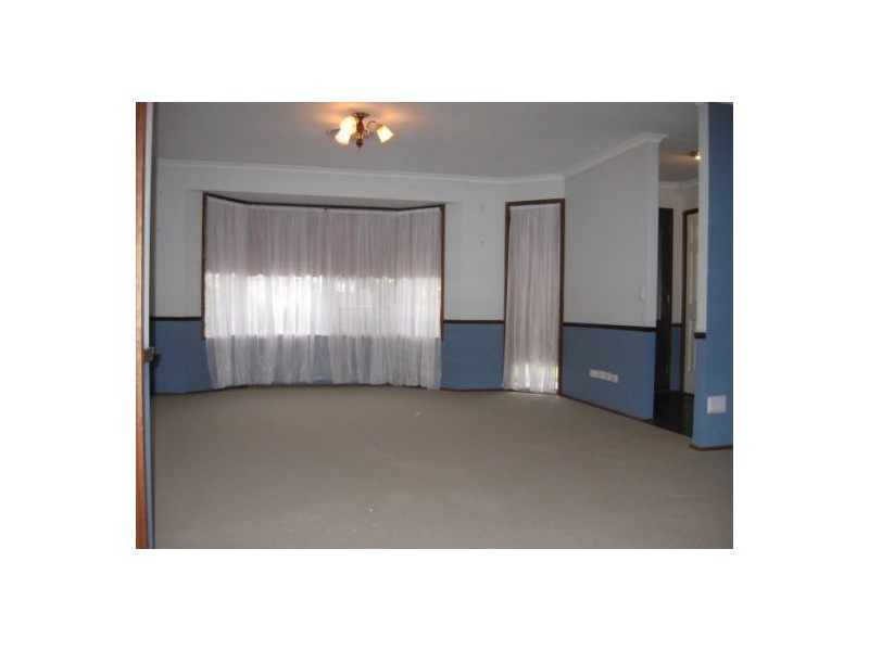 103 Arrabri Avenue, Mount Ommaney QLD 4074