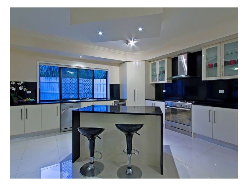 Forest Lake QLD 4078