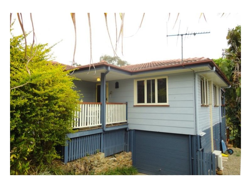 Jindalee QLD 4074
