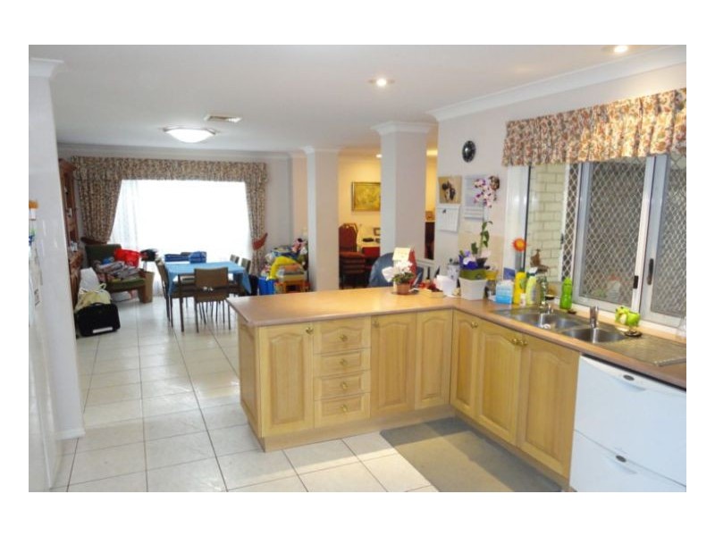 Sinnamon Park QLD 4073