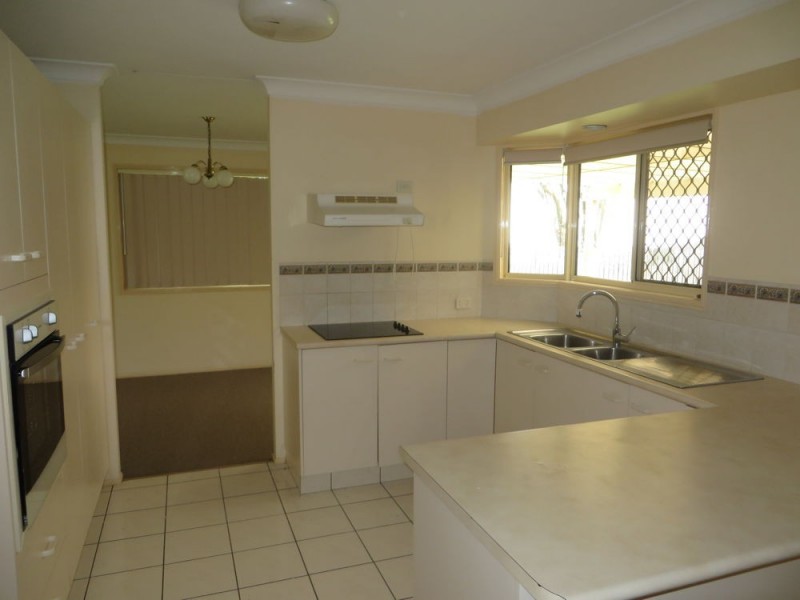 4 Althea Close, Sinnamon Park QLD 4073