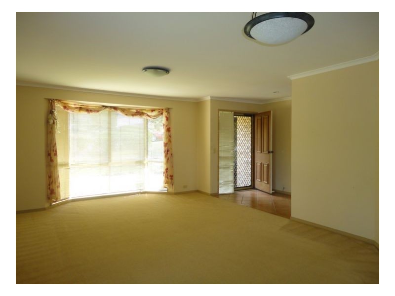 Sinnamon Park QLD 4073