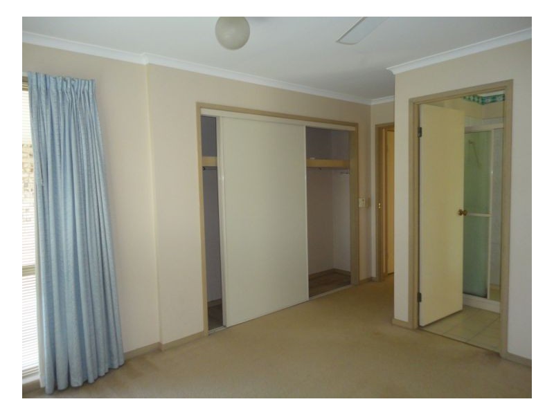 Sinnamon Park QLD 4073