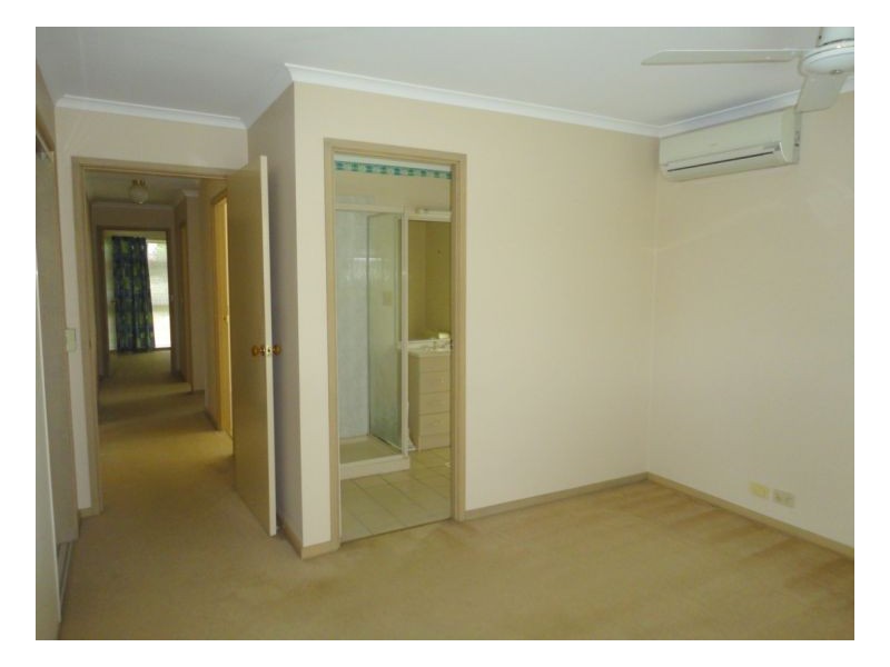 Sinnamon Park QLD 4073