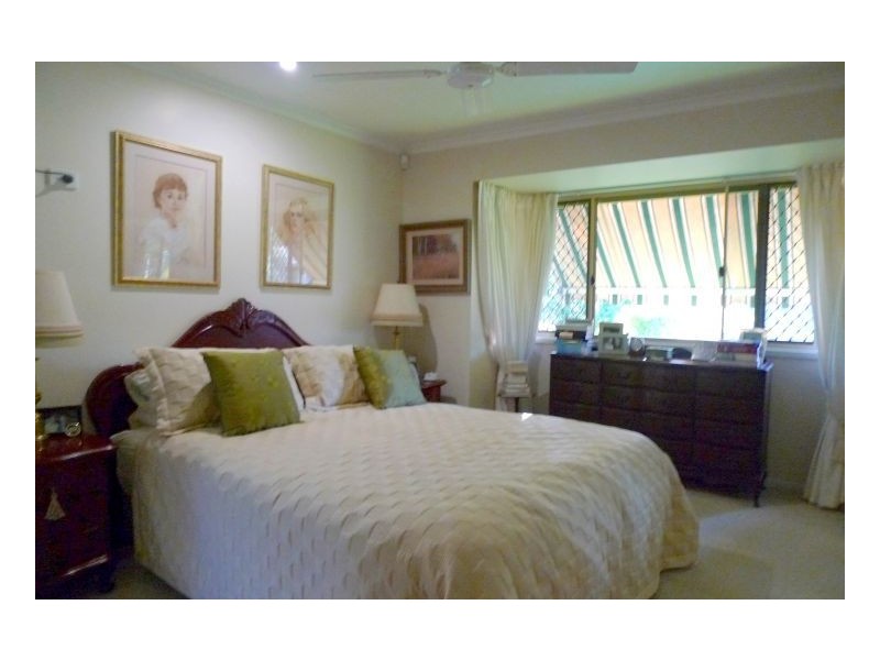 Sinnamon Park QLD 4073