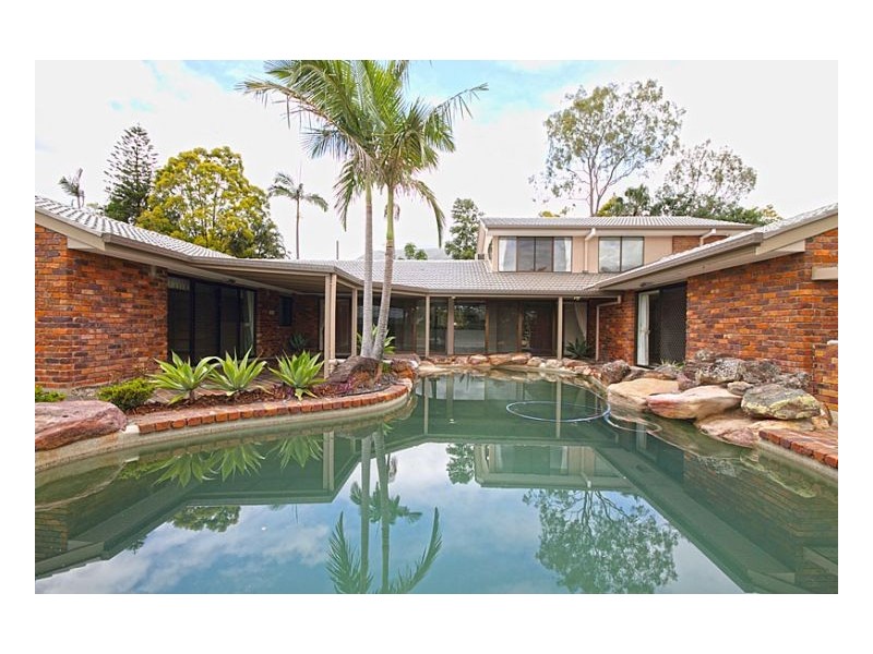 Mount Ommaney QLD 4074