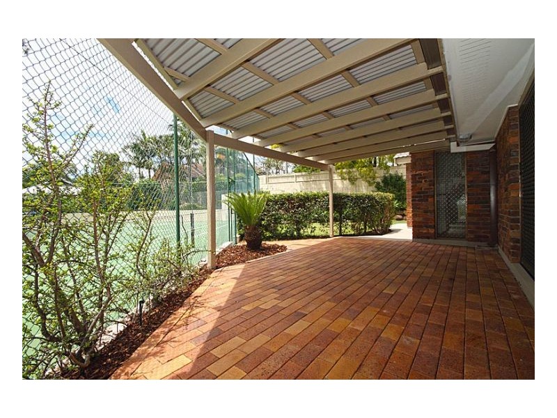 Mount Ommaney QLD 4074