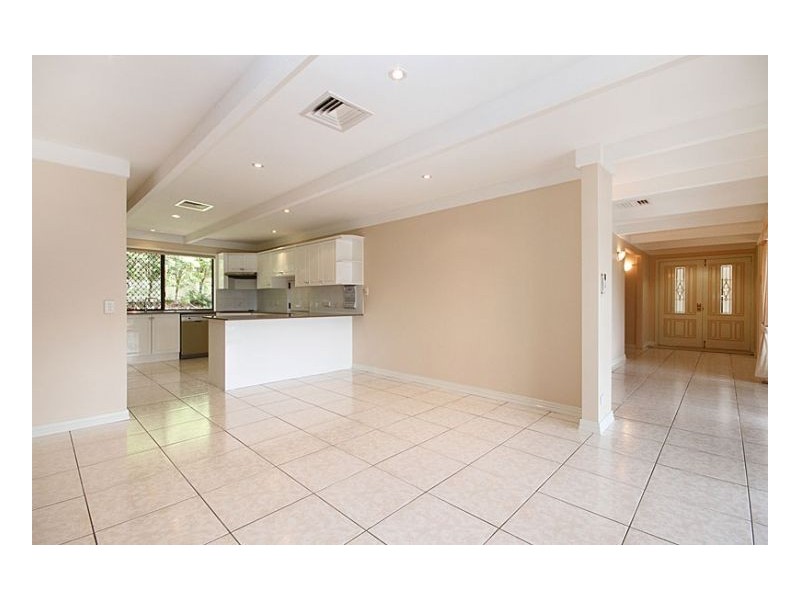 Mount Ommaney QLD 4074