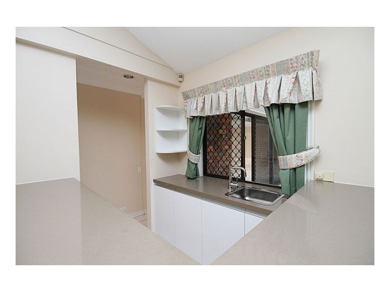 Mount Ommaney QLD 4074