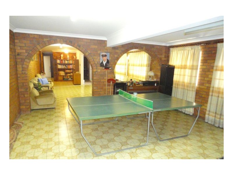 Mount Ommaney QLD 4074