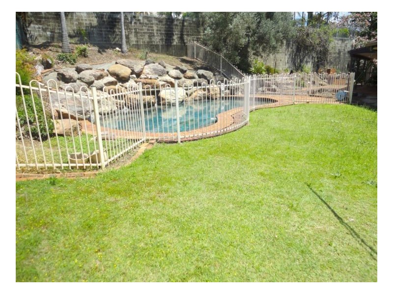 Mount Ommaney QLD 4074